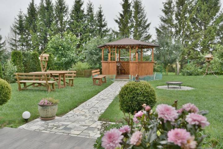 Apartament wakacyjny dla 4 osób, z ogród, zwierzęta dozwolone w Przewłoka