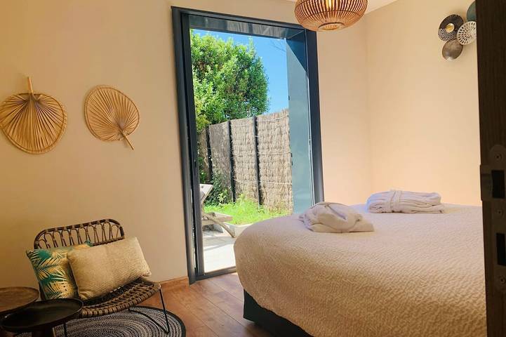 Gîte pour 4 personnes, avec jacuzzi et jardin à Cuges-les-Pins - 3