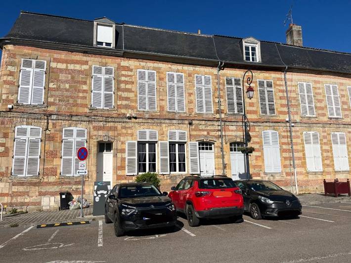 Location de vacances pour 9 personnes, avec Terrasse et Vue à Sainte-Menehould