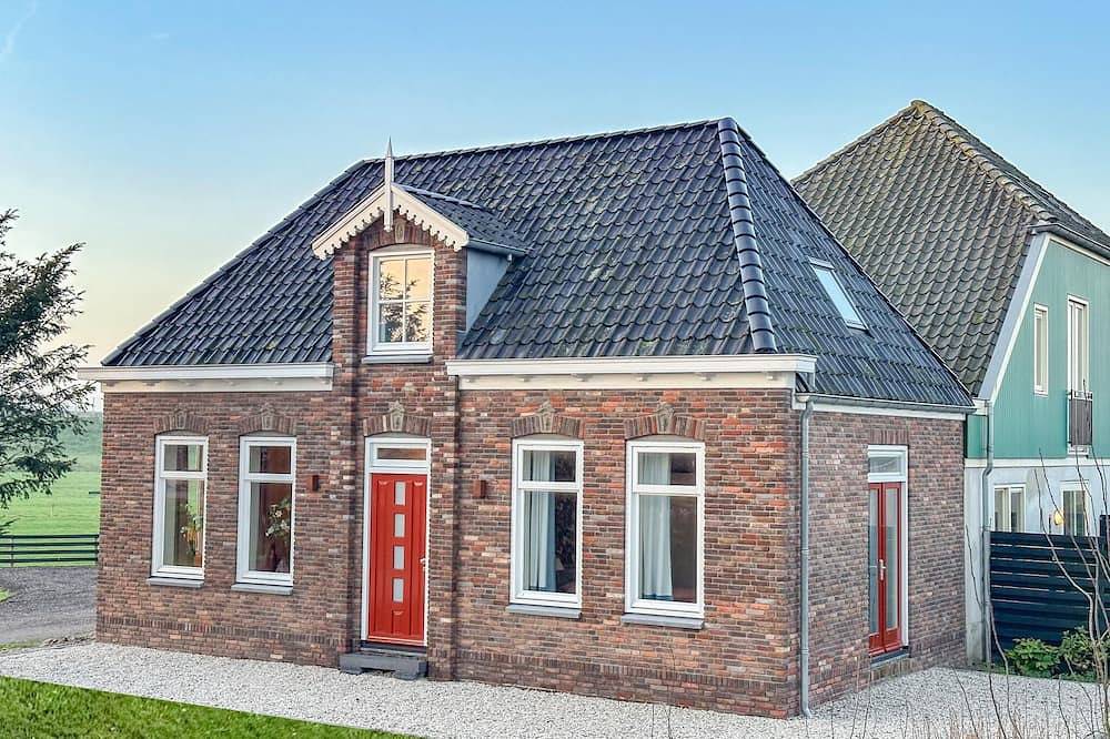 Idyllisches Landhaus mit Garten am Wasser in Zeevang, Markermeer