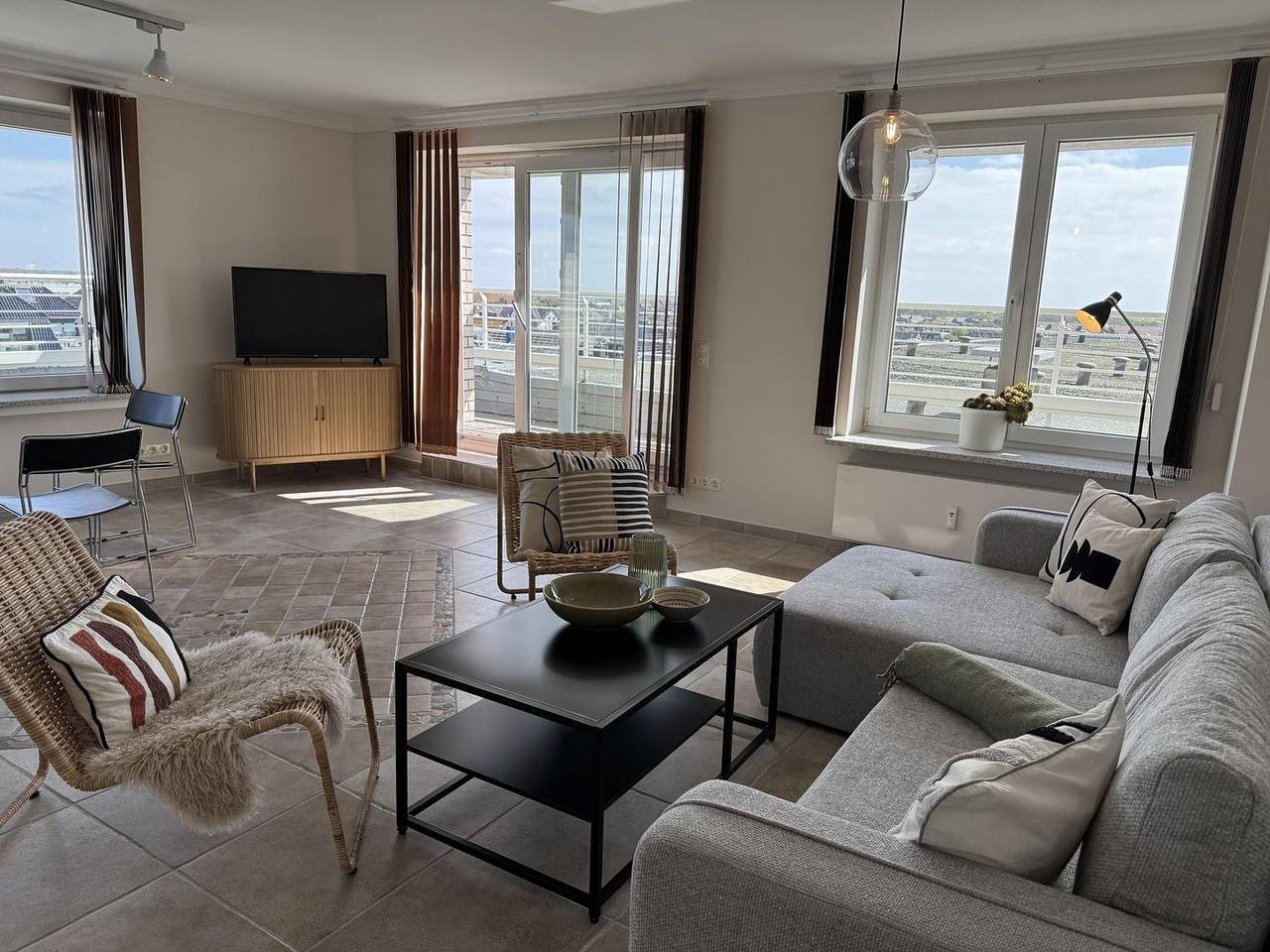 Ganze Wohnung, Penthouse für 7 Pers. mit einzigartigem Blick über Sylt, Terrasse, Stellplatz. in Westerland, Sylt (Gemeinde)