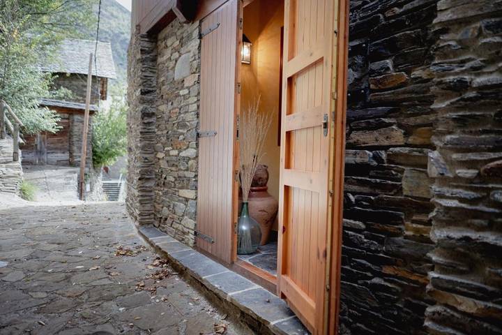 Casa rural para 6 personas, con balcón y jacuzzi en Pallars Sobirà - 2