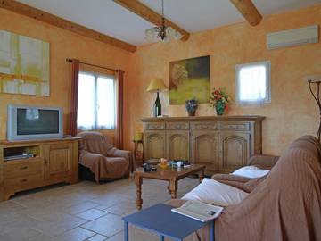 Villa pour 6 Personnes dans Saint-Laurent-de-Carnols, Région de Nîmes, Photo 2