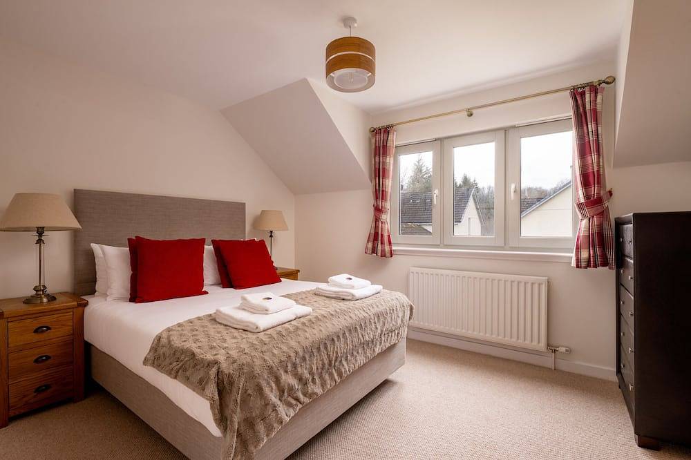 Log Cabin for 5 People in Fort Augustus, Loch Ness