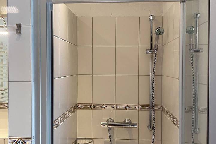 Exklusives traumhaftes 5***** Fachwerkhaus mit Sauna & Kamin u. großer Terrasse in Neverow, Dargen