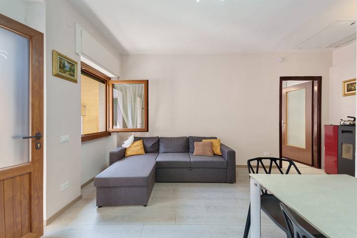 Casa de Férias 'Margherita' com Wi-Fi in Valstrona, Alpes Valaisanos