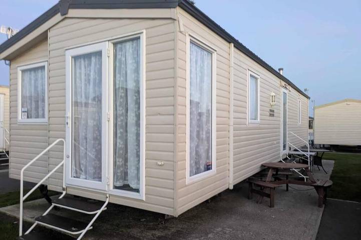 Static caravan for 6 people in Towyn
