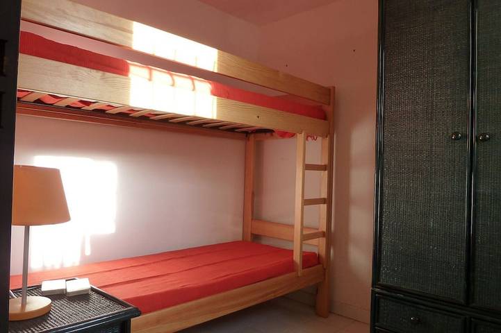 Gîte pour 7 personnes, avec balcon et piscine dans Plage Mateille - 2