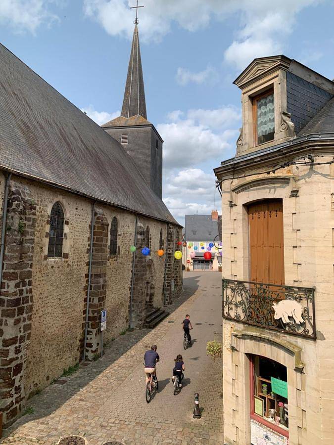Gîte pour 7 personnes, avec vue et terrasse à Beaumont-sur-Sarthe - 3