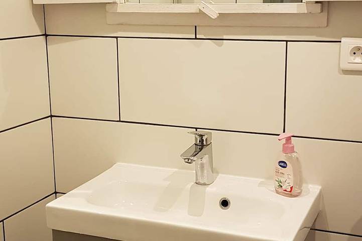 Chalet pour 6 personnes, avec jardin ainsi que jacuzzi et balcon à Thollon-les-Mémises - 3