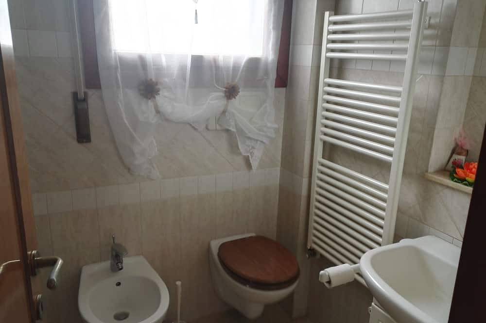 Appartamento intero, Appartamento mare Torvaianica via Pola in Torvaianica, Provincia di Roma