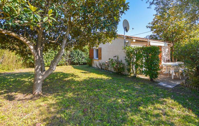 Location de vacances pour 12 personnes, avec terrasse ainsi que jardin et piscine à San-Nicolao - 3