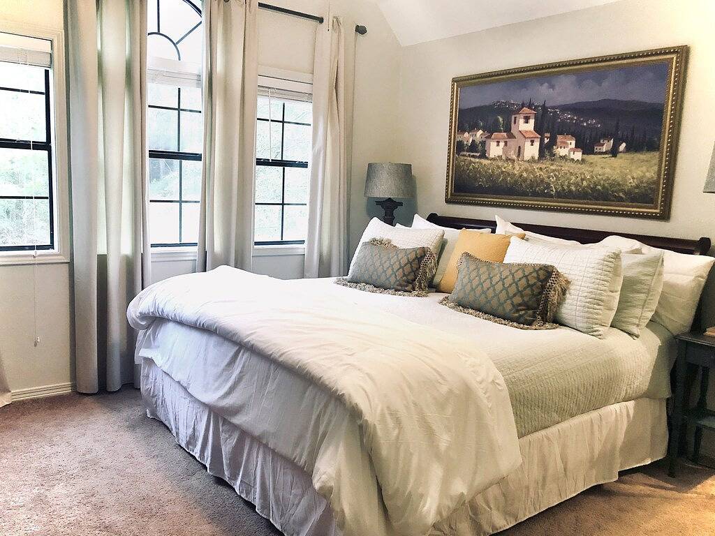 Beleuchtetes Path Lake House - Schönes Wasserfronthaus auf Sam Rayburn in Sam Rayburn Reservoir