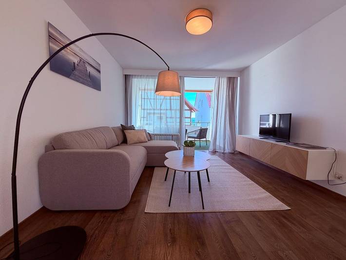 Ferienwohnung für 4 Personen, mit Balkon und Garten sowie Seeblick und Ausblick in Hagnau am Bodensee - 2