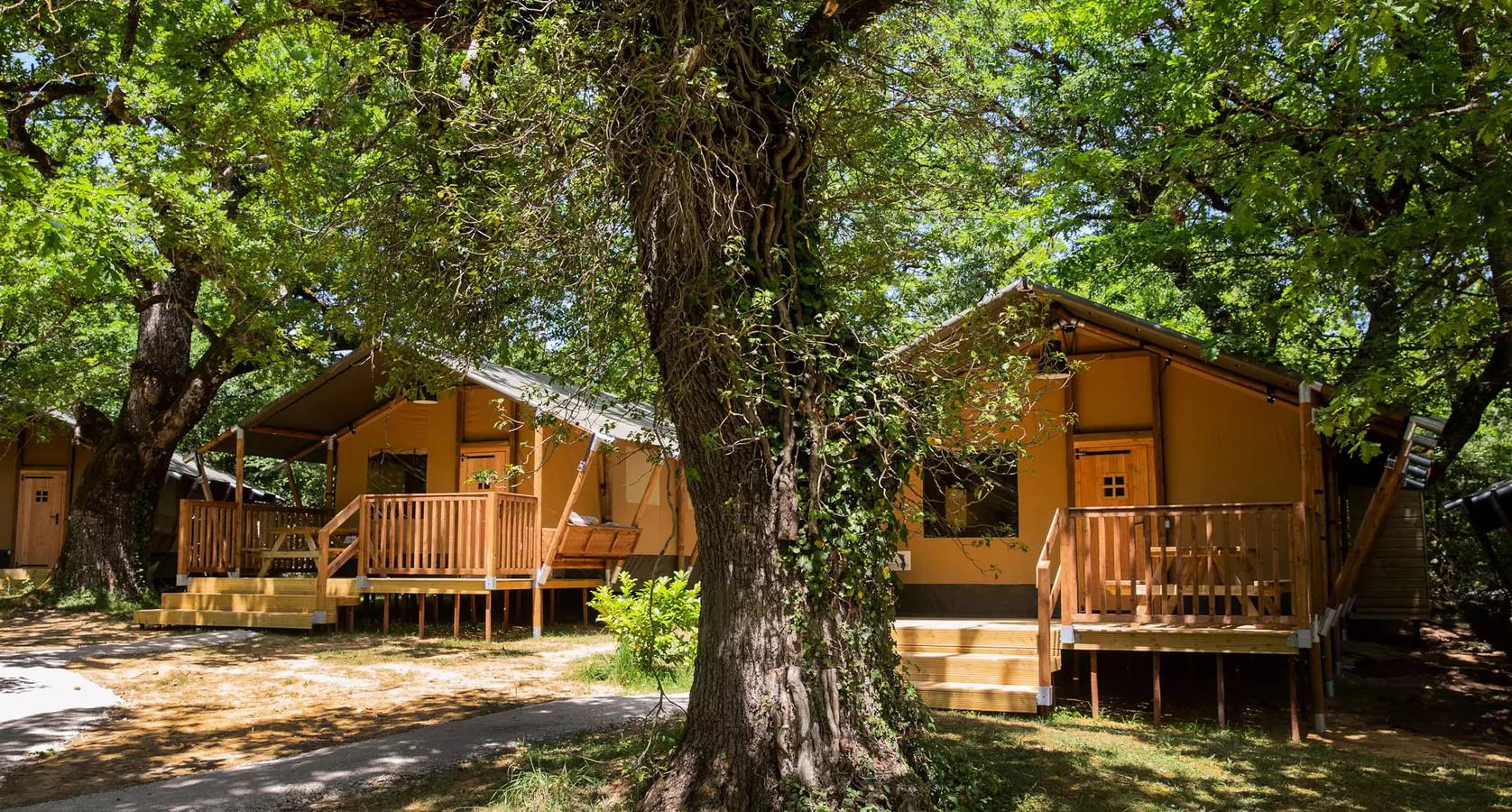 Glamping Haritza 5 Personen in Etxarri-Aranatz, Cordillera Cantábrica
