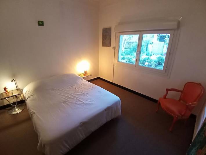 Gîte pour 2 personnes, avec Terrasse ainsi que Jardin et Vue à Saint-Jean-de-Valériscle - 2