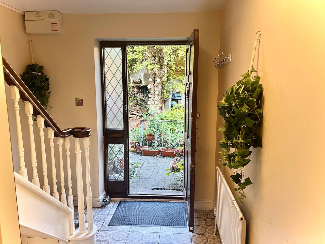 Cosy London Retreat near Tower Bridge in Tower Hamlets, London