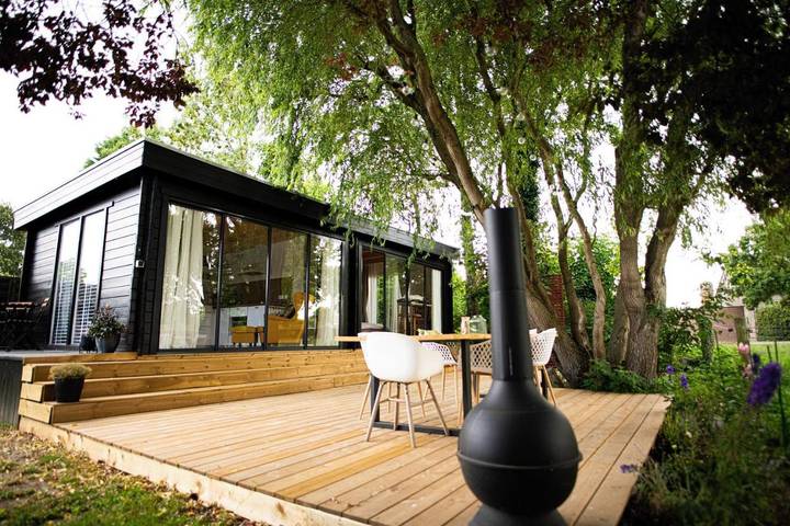 Ferienwohnung für 4 Personen, mit Balkon und Whirlpool sowie Terrasse und Garten in Kleve - 2