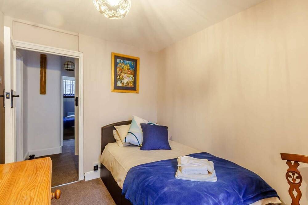 4 Bed in Brixham in Brixham, Torbay