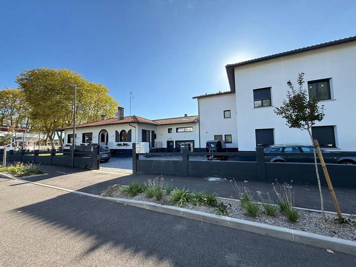 Gîte pour 8 personnes, avec jardin à Saint-Vincent-de-Tyrosse - 2