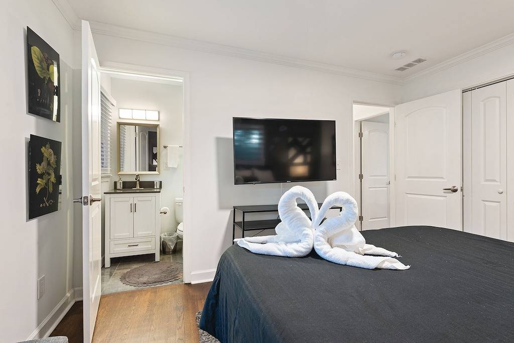 Erstaunliche Villa 4 Bdr + Bonuszimmer, 5 Minuten vom Flughafen Atl entfernt in East Point, Fulton County