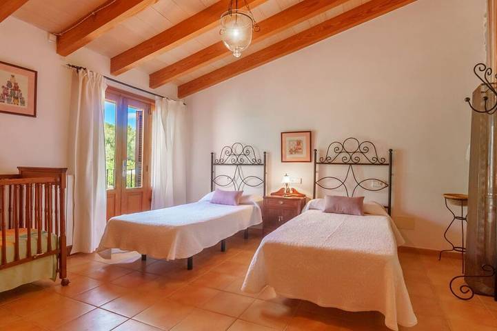 Finca für 6 Personen, mit Pool und Garten sowie Balkon in Biniamar - 4