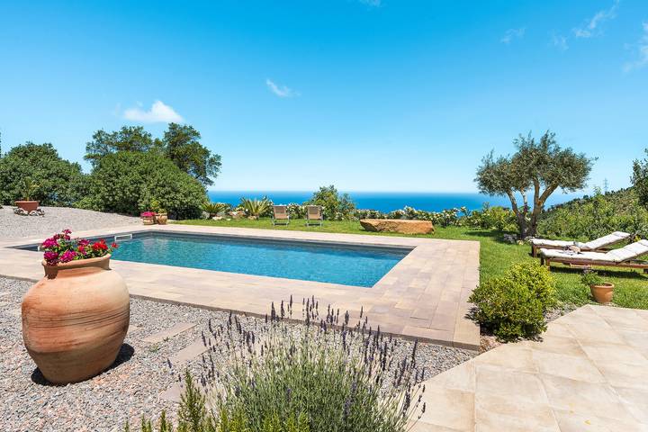 Villa con piscina per 6 persone, con terrazza e giardino in Provincia di Palermo