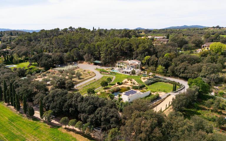 Casa rural para 14 personas, con Terraza y Jardín en Ultramort - 4