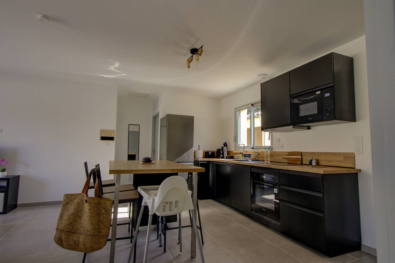 Syrah Villa neuve avec piscine privée au coeur du village - 4 pers. in Suze-la-Rousse, Región de Nyons