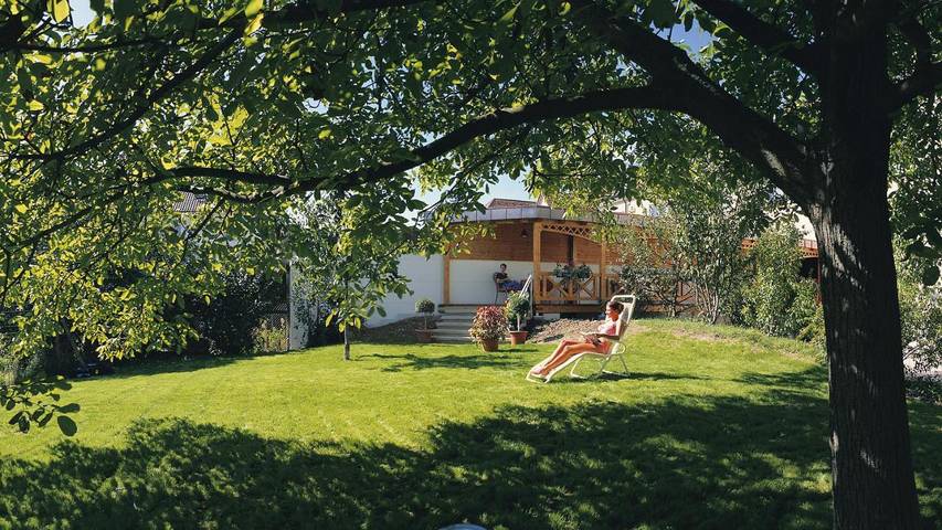 Hotel für 4 Personen, mit Sauna und Garten sowie Ausblick in Freiburg - 3