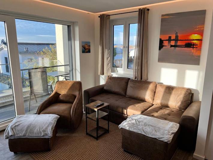 Ferienwohnung für 4 Personen, mit Balkon und Terrasse sowie Garten und Seeblick in Rötha