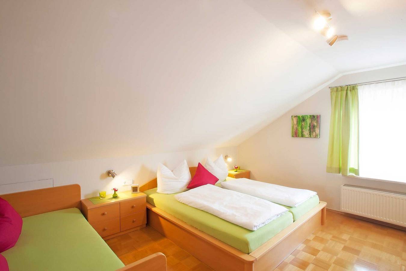 Ganze Wohnung, Appartement 5, 45qm, 1 Schlafzimmer, 1 Wohn-/Schlafzimmer, max. 3 Personen in Wasserburg (Bodensee), Bayerisch Schwaben