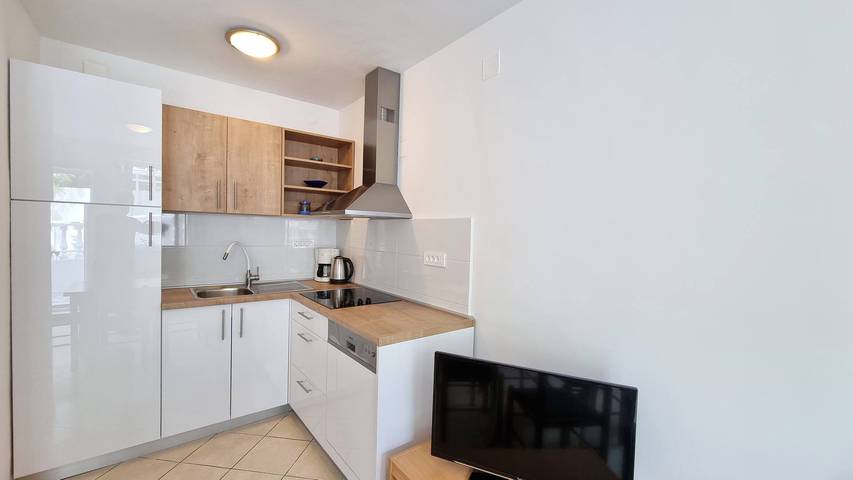 Ferienwohnung für 5 Personen, mit Balkon/Terrasse, mit Haustier in Baska - 3