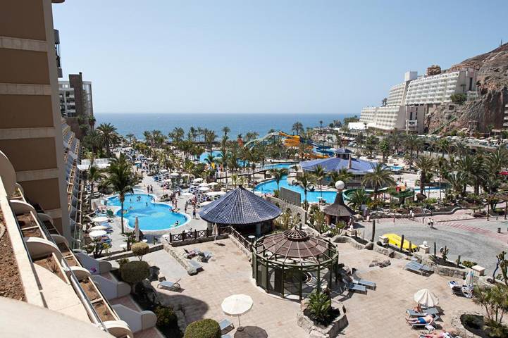 Hotel für 4 Personen, mit Whirlpool und Terrasse sowie Garten und Pool in Taurito