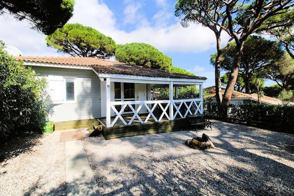 Gassin / Parc Oasis: California Style House For 4/6 People With Air Conditioning in Gassin, Mediterranean Coast (France)