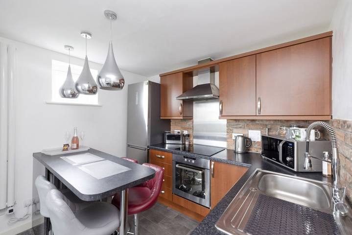 Apartamento entero, Elegant Flat with Balcony in Leith, Edimburgo