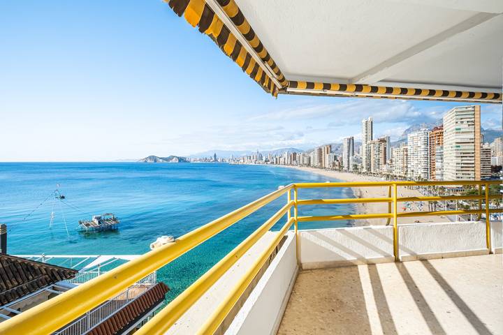 Ferienwohnung für 6 Personen, mit Terrasse und Garten in Benidorm - 4