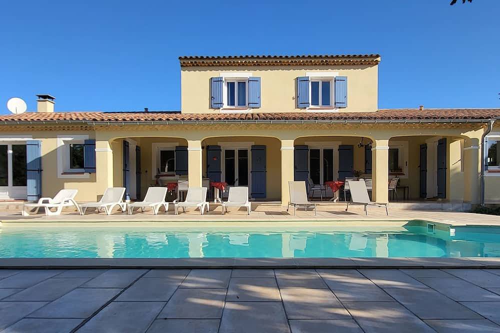 Comfort and privacy in the Luberon in Viens, Regionaler Naturpark Luberon