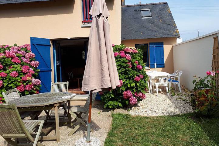 Ferienhaus für 4 Personen, mit Garten und Terrasse sowie Pool