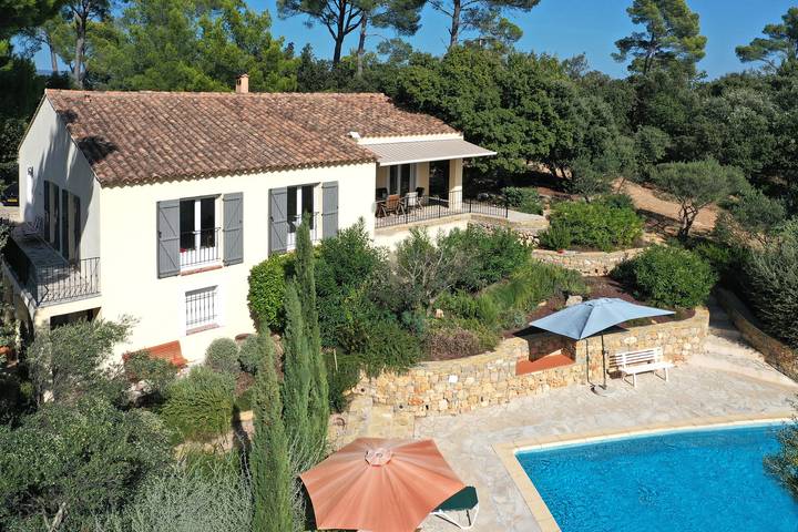 Location de vacances pour 8 personnes, avec terrasse et jardin à Lorgues - 3