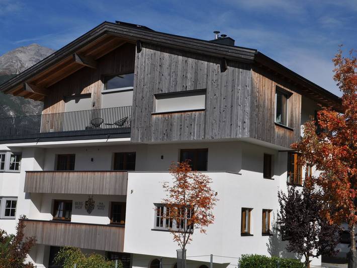 Ferienwohnung für 4 Personen, mit Balkon und Garten sowie Ausblick in Tobadill - 2