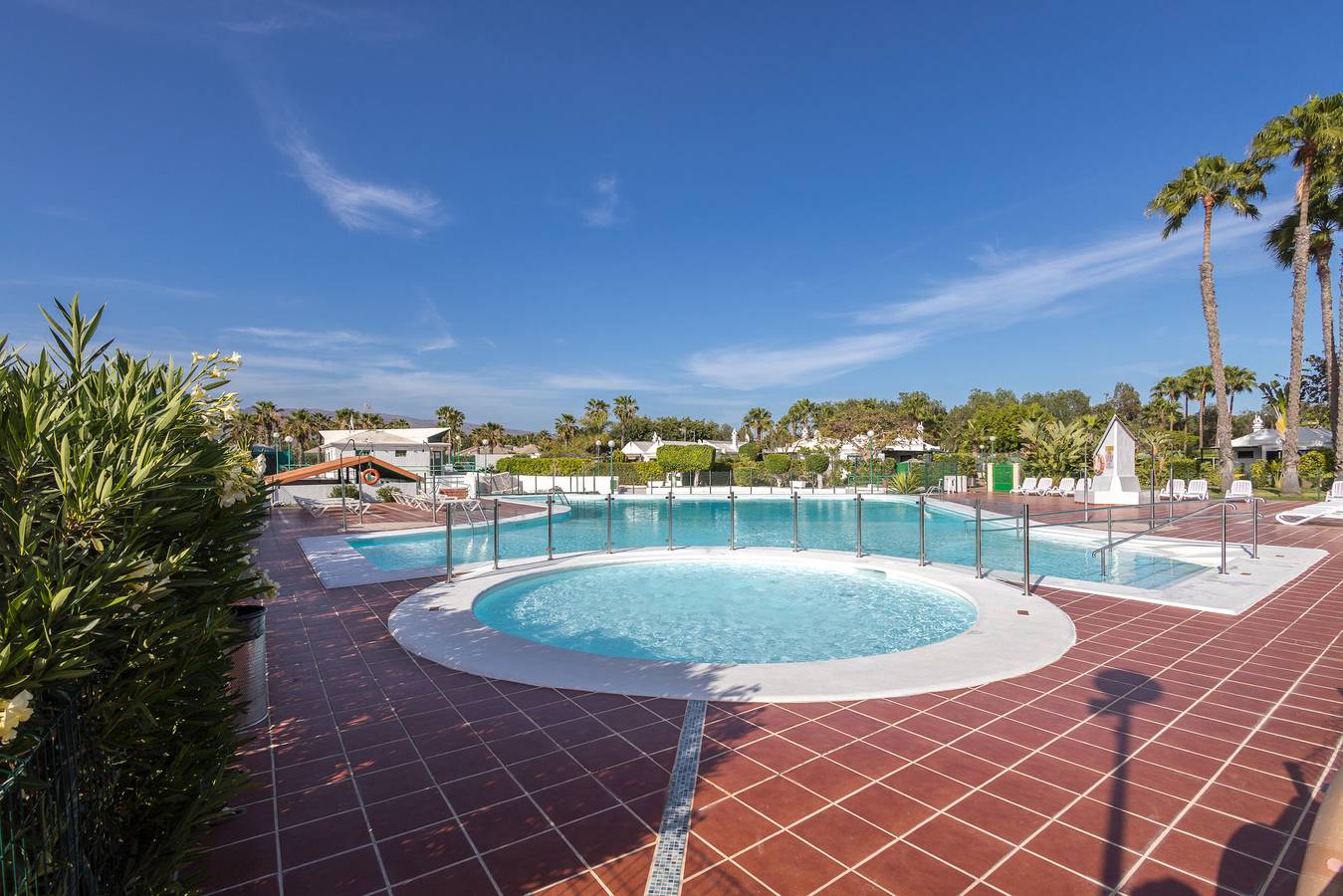 Private Solarium Garden Bungalow in Maspalomas, San Bartolomé de Tirajana