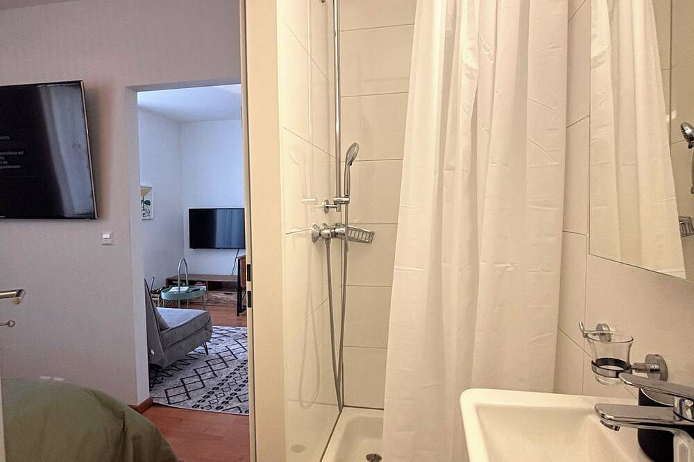 Ganze Wohnung, Top Apartment im Herzen von Zürich. 24h Self Check-In. in Zürich, Bezirk Zürich