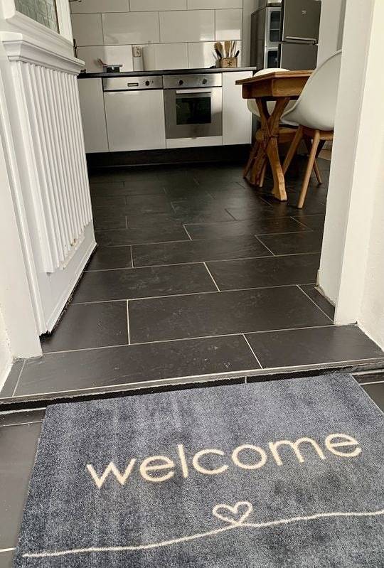 Geheel vakantieappartement, Vakantieappartement voor 4 personen met terras in Neuastenberg, Winterberg