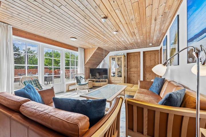 Strohdach Ferienhaus mit Pool auf Rømø in Sønderstrand, Tagholm