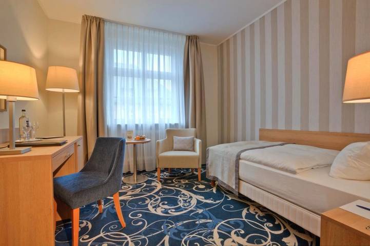 Hotel für 3 Personen, mit Sauna und Terrasse, mit Haustier in Karlsruhe - 4