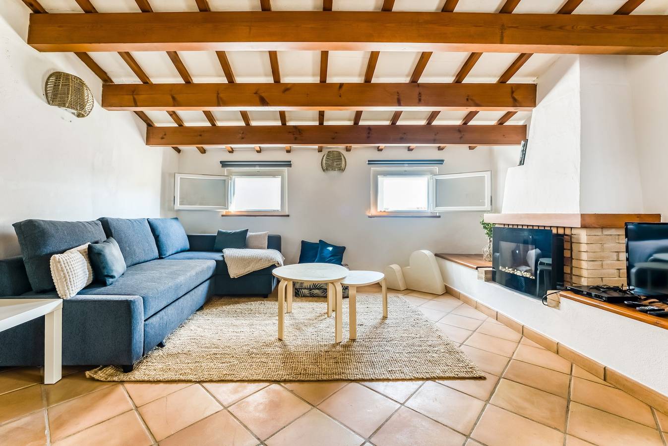Casa Agnès in the Historic Center with Air Conditioning and Wi-Fi in Maó, Coast of Menorca