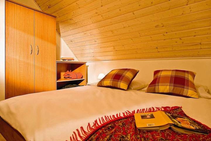 Ferienhaus für 14 Personen, mit Sauna und Terrasse in Bad Saarow - 2