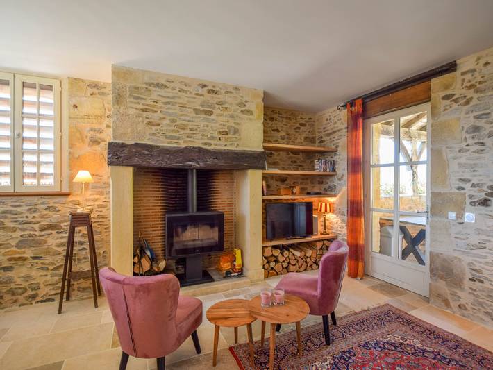 Gîte pour 8 personnes, avec jardin et piscine à Saint-Médard-d'Excideuil - 3