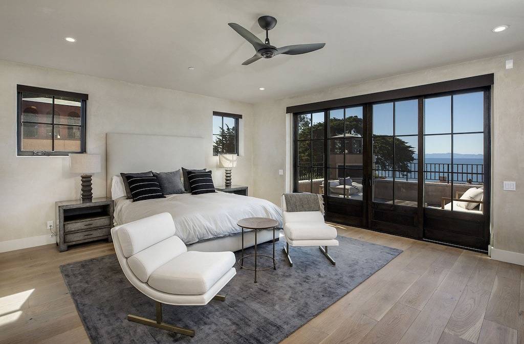 Oceanfront Island View Gated Santa Barbara Villa in Santa Barbara, Santa Barbara County